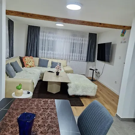 Zweibettzimmer Mit Gemeinschaftsbad Und Kueche Grossenbach *