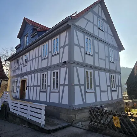 Zweibettzimmer Mit Gemeinschaftsbad Und Kueche Grossenbach 게스트하우스 훈펠트