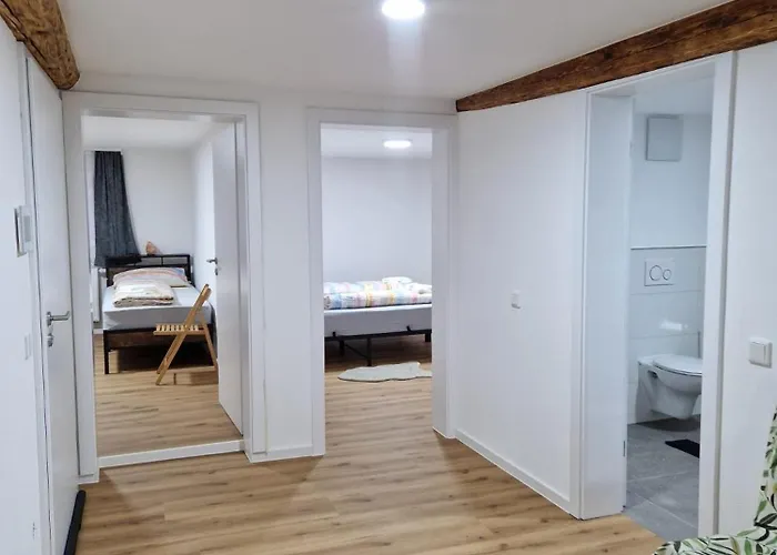 Zweibettzimmer Mit Gemeinschaftsbad Und Kueche Grossenbach Pensjonat Hünfeld