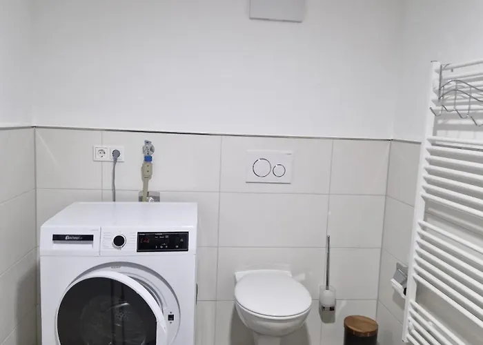 Zweibettzimmer Mit Gemeinschaftsbad Und Kueche Grossenbach Pensjonat