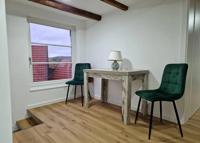 Zweibettzimmer Mit Gemeinschaftsbad Und Kueche Grossenbach *