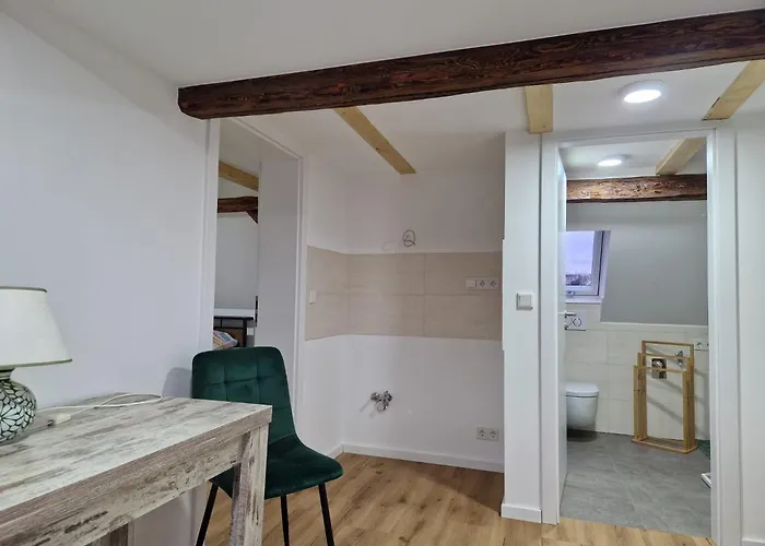 Zweibettzimmer Mit Gemeinschaftsbad Und Kueche Grossenbach *